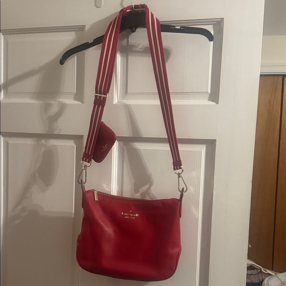 Kate Spade Scarlet Red pocketbook w/wristlet